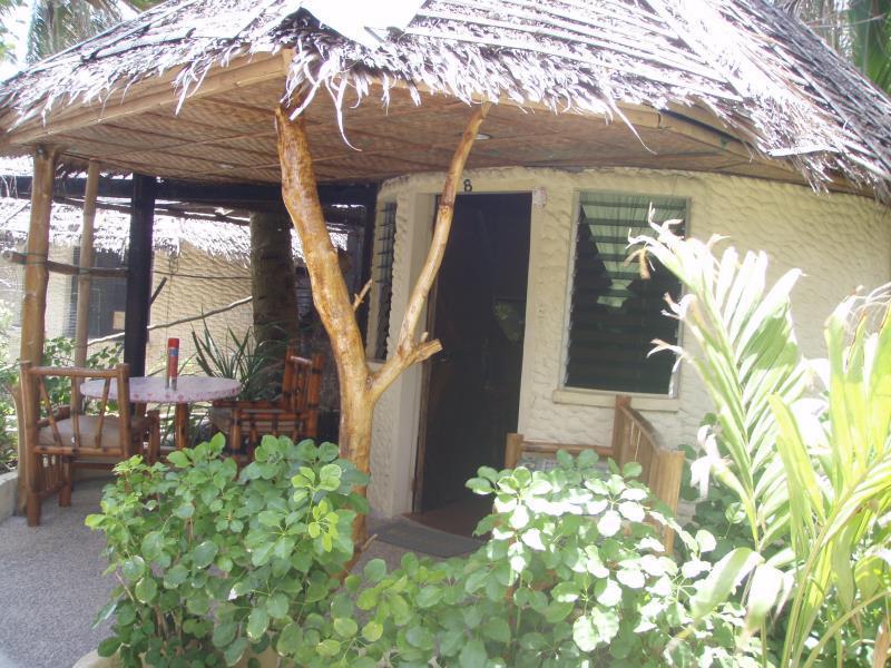 St. Bernard Beach Resort Santa Fe  Bagian luar foto